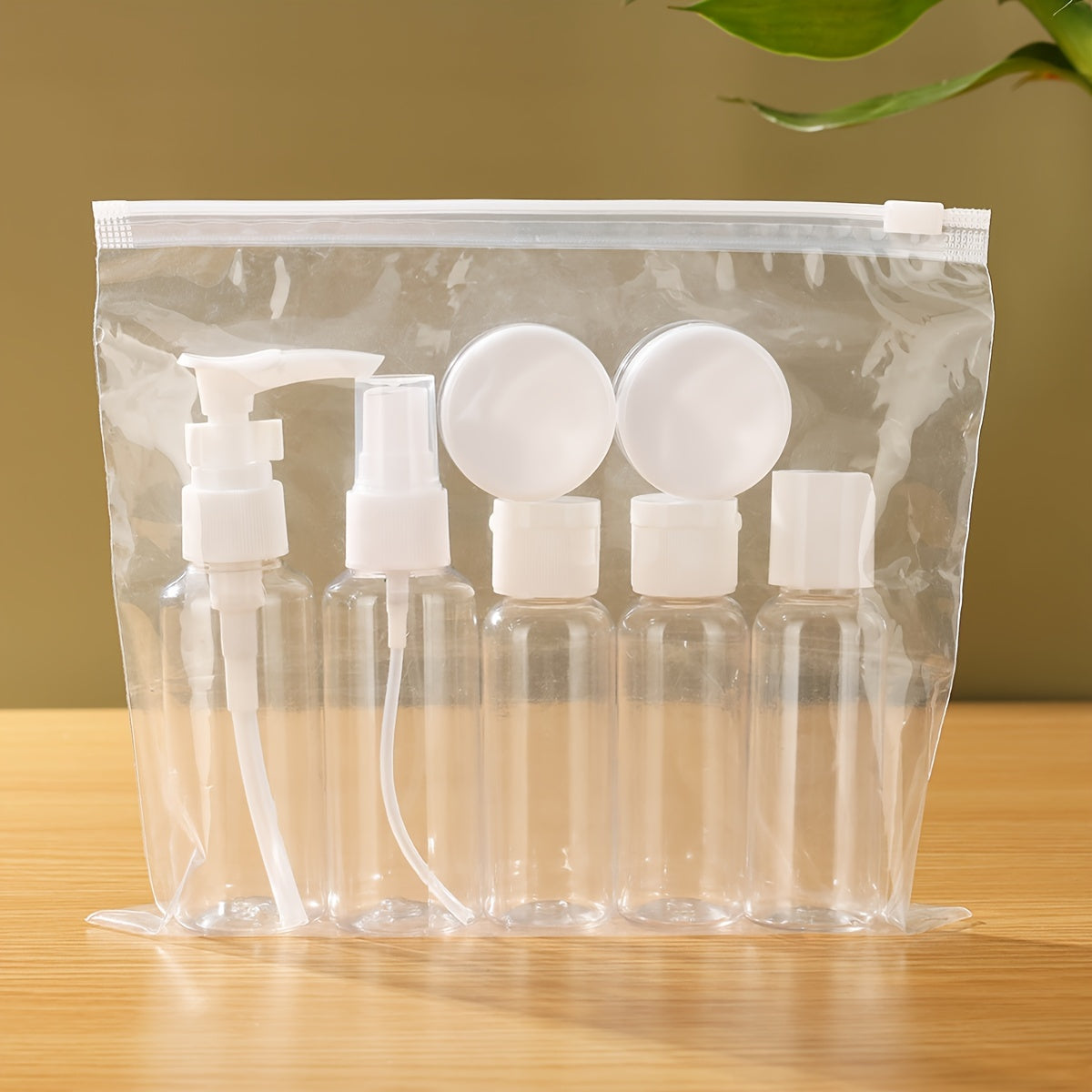 Set da 7 flaconi da viaggio ricaricabili per cosmetici e liquidi
